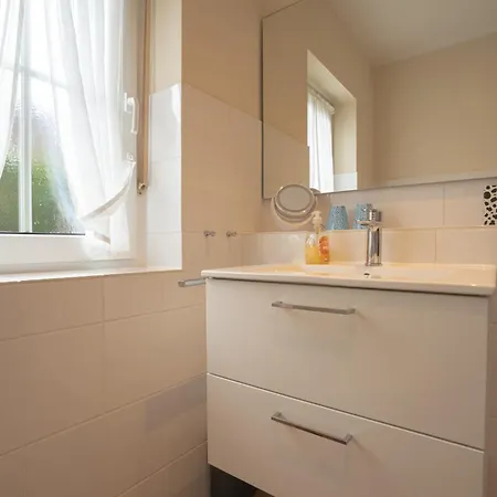 Fischer Pauls Nest Apartment